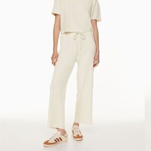 aritzia free lounge pants